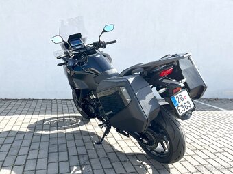 HONDA NT 1100 D - 7