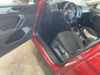 Volkswagen Tiguan 2.0 - 7