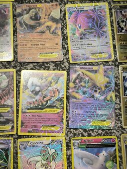 (napodobeniny)Pokémon karet - 7