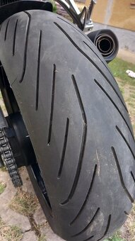 Yamaha Fz1 - 7