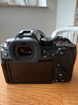 Panasonic Lumix S5 II + objektiv S 50 mm f/1,8 - 7