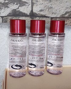 SHISEIDO Hydratační a harmonizující pleťová voda - 7