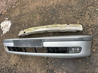 BMW e39 přední nárazník titansilber 354 - 7