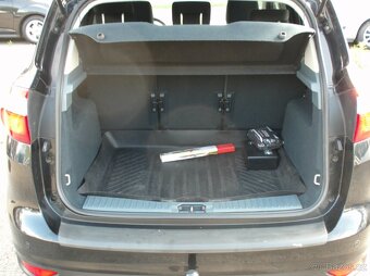 Ford C-MAX 1,6 16V PDC,vyhřív.sklo+sedad.,NAVI,92KW - 7