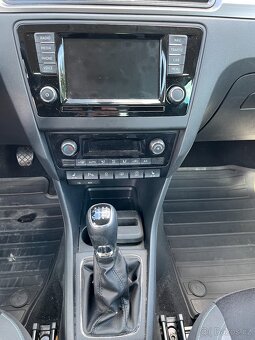Škoda Rapid, 1.6TDi 85kW SPACEBACK STYLE - 7