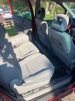 Volkswagen Sharan - 7