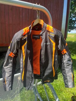Moto bunda M - 7