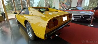Ferrari 308 GTS z roku 1979 - 7