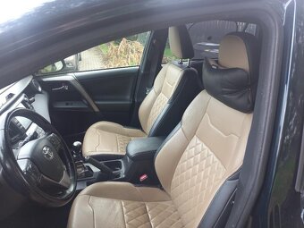 Toyota RAV 4 - 7