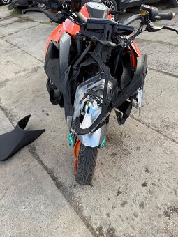 Ktm 1290 Super Duke GT 127kw rv:2022/5 havarované - 7