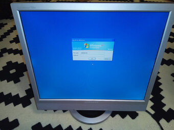 All-in-one počítač a monitor 17" Samsung 720XT - 7