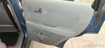 Audi A2 1,6 FSI 81 KW BAD - 7