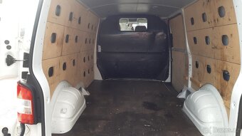 VW TRANSPORTER T5 LONG 2.0TDI 103KW KLIMA TAŽNÉ - 7