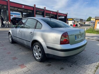 Volkswagen Passat - 7