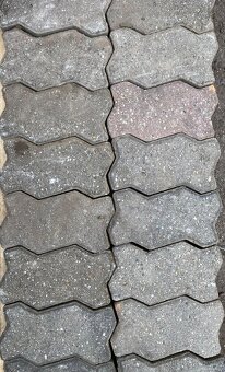 Dlažba zámková vlnka, tloušťka 6 cm, použitá, cca 25m/2 - 7