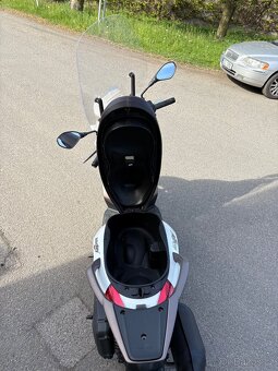 Piaggio Medley 125 - 7
