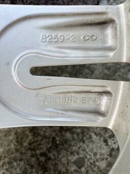 4 ks Originálních alu kol Seat 7Jx18 ET45 5x112 BEZ PNEU - 7