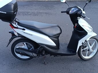 Honda SH Vision,125 , jako nový, bez investic - 7