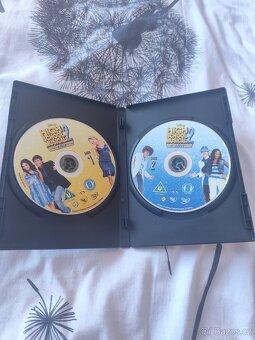 Darují Mix věcí - 7