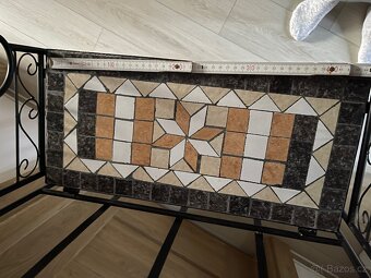 Police stojan na kytky - 7