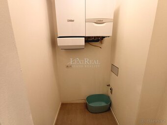 byt 2+1, 58m2, po rekonstrukci, Pod Čertovou skalou, Praha - 7