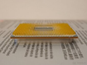 AMD Ryzen 7 5800X3D - 7