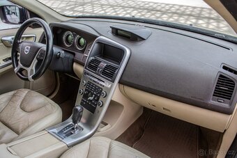 Volvo XC60 D5 (151kW) AWD Summum Geartronic - 7