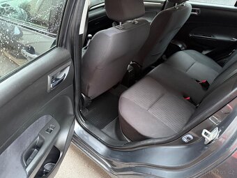 Suzuki Swift 1,3i 4x4 - 7