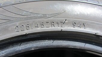 Letní pneu 225/45/17 Kumho - 7