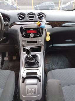 Ford Galaxy 2.0 TDCi 103kw r.v.2010 - 7