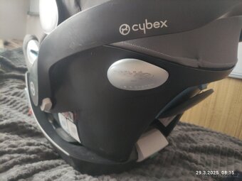 Autosedačka vajíčko Cybex se základnou - 7