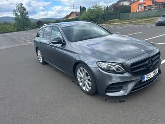 Mercedes E220 W213 AMG NIGHT tažné - 7