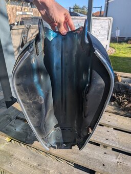 Nádrž Honda CX500c - 7