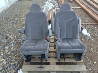 Sedačky Chrysler - 7