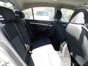 Škoda Octavia 1.6 TDi Ambi. VADA MOTORU - 7
