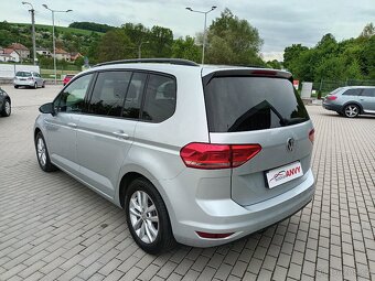 Volkswagen Touran 1,2 Tsi,81kw,SERVISKA,VÝHŘEV - 7