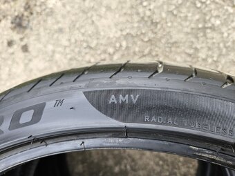 245/35ZR20 (95Y) Pirelli P Zero AMV 7mm - 7