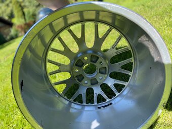 dva disky Audi Q7 5x120 R20 BBS Style - 7