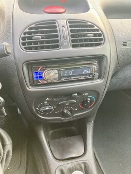 Peugeot 206/1.6 - 7