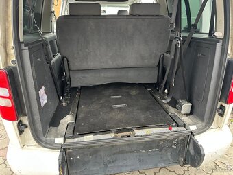 VW caddy Long pro invalidu.. 2013 - 7