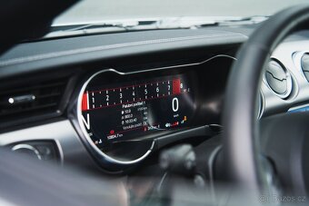 Ford Mustang 5.0 GT - 7
