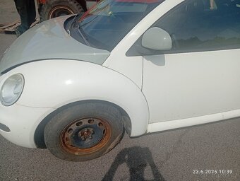 VW Beetle 2.0 i - 7