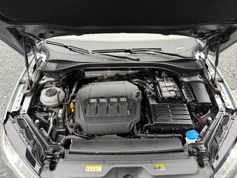 ŠKODA SUPERB SPORTLINE 2.0TSI 140KW TAŽNÉ cockpit m2021 - 7