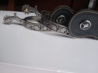 Kovbojské western Šporny s řeminky - 7