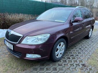 Škoda Octavia kombi, rok 2012, CZ, servis - 7