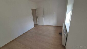 Pronájem bytu Sedlčany - 7