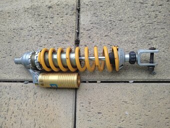 Prodám kvalitní centrální tlumič Ohlins - 7