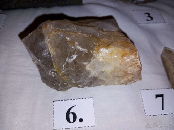 T06 Sbírka minerálů - drahokamové odrůdy minerálů - 7