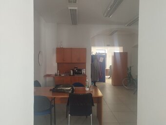 Pronájem obchodních prostor, kanceláří 133m2 17. listopadu - 7