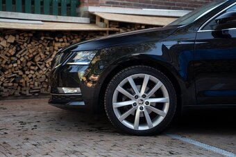 Škoda Octavia 3 (III) FL 1.5 TSI 110kw DSG/VIRTUAL/TAŽNÉ - 7